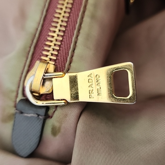 Prada Green Nylon and Saffiano Tote bag - Picture 12 of 12